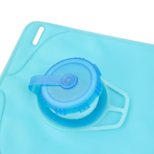 hiking backpack with water bladder